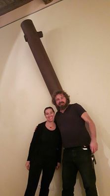 brunelli-e-di-giovanni-con-uninstallazione